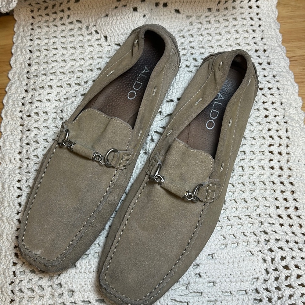 Great condition Aldo Loafers tan color 🤍
